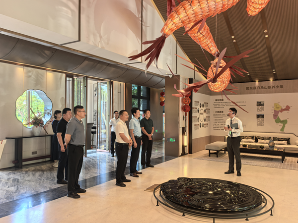 寿县县委常委、副县长房鲲鹏一行到访省康健养老公司